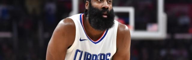 开云体育-里程碑之夜哈登梦回巅峰 快艇因他重返争冠行列