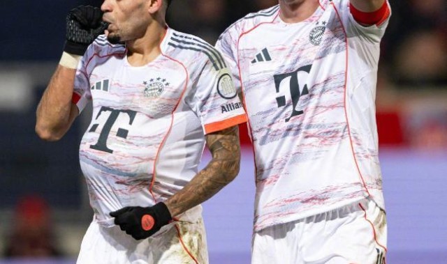 开云入口-迪亚斯破门+假摔被罚离场，9人拜仁1-1勒沃库森，七连胜戛然而止