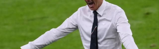 曼奇尼：这场比1/4决赛更难 阿拉巴：很难接受失利