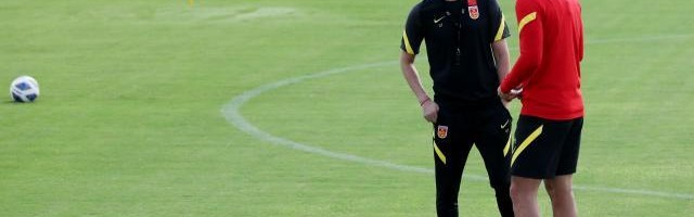 中国足协：李铁合同续约至2026年 确定12强赛目标