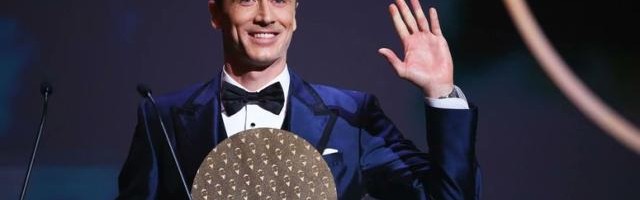 kaiyun-秦游夏：2021最强个体憾失大奖，莱万仍将再争金球！