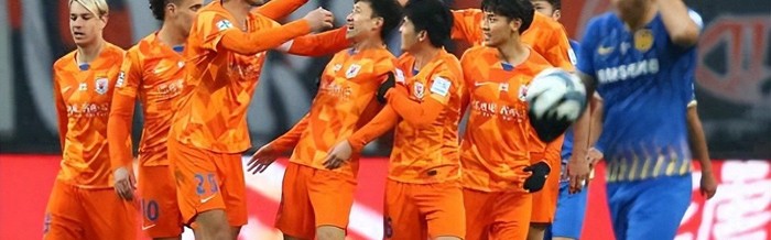 开云APP-鲁能锋线还有一位黑马新星，至今未在一线队亮相，有望接班刘彬彬|中超|闫恒烨|夏窗|阿尔瓦罗|山东泰山_新浪体育_新浪新闻