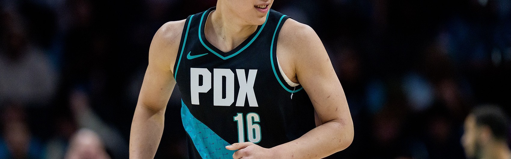 开云体育官网-收官战出战99秒！杨瀚森垃圾时间登场 没出手拿到1个篮板